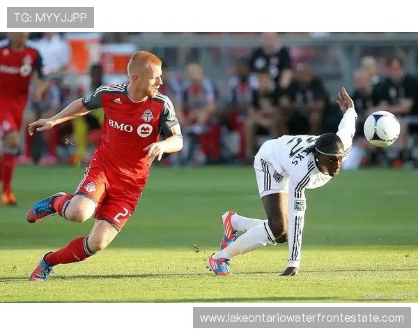 汉堡前队长朔恩劳加盟温哥华白浪签约1+1年