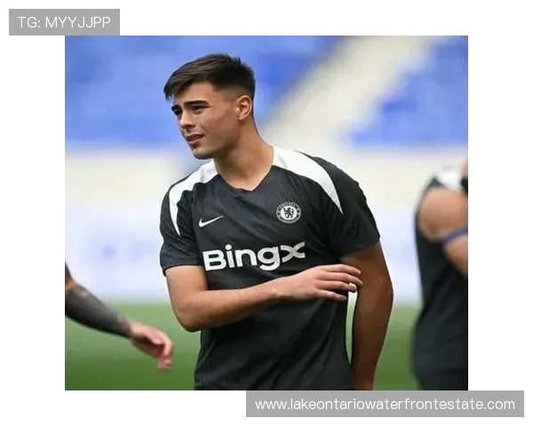 罗马诺：多特与切尔西周五敲定丘库埃梅卡和安塞尔米诺交易