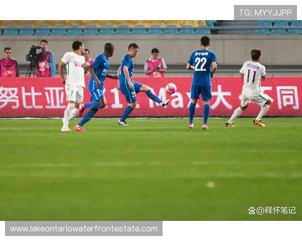 足球报：海牛中场萨里奇恐无法及时复出 预计间歇期后方能归队