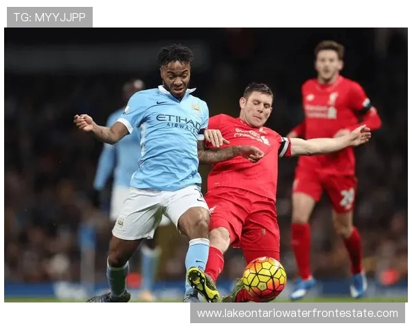 埃因霍温与阿贾克斯焦点战因球迷燃放照明弹推迟十分钟举行