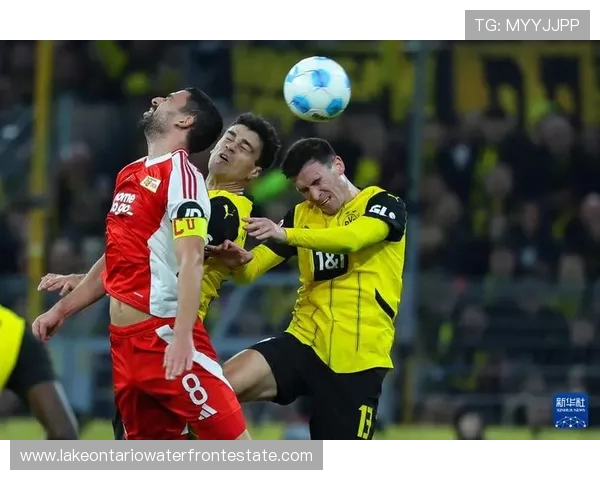 柏林联合逆袭门兴格拉德巴赫 多克希双响赫迪拉破门锁定胜局