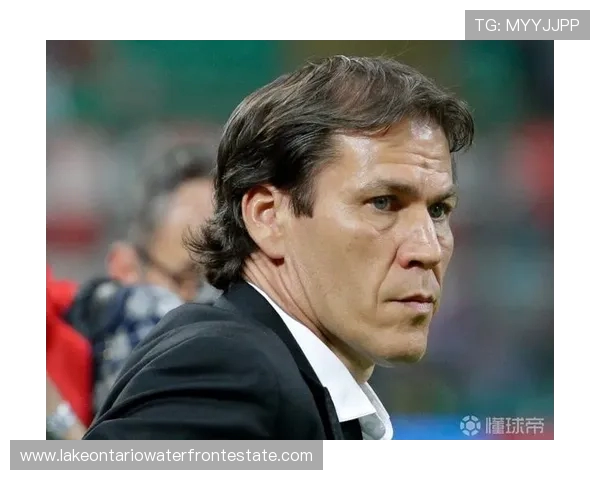 鲁迪加西亚:球员们完全执行战术计划 我们理应赢得这场比赛 鲁迪加西亚:球员们完全执行战术计划 我们理应赢得这场比赛