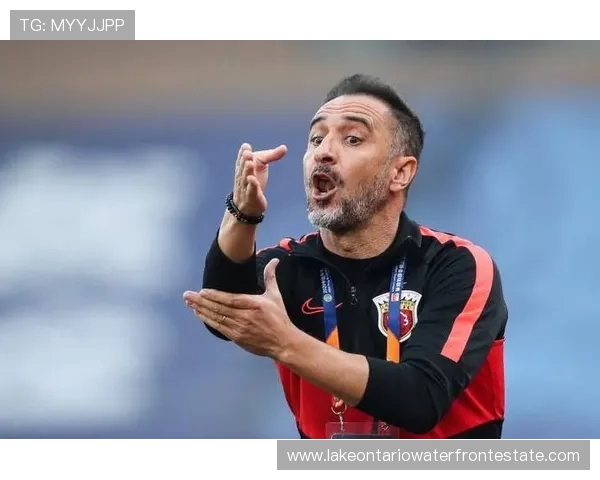 狼队主帅维托尔佩雷拉下课 本赛季10轮英超未尝一胜惨遭解职